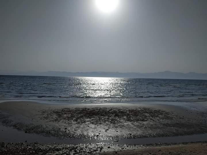 A Pousada Sebaii Camp السباعى كامب شاطئ الترابين بجوار ويت بالس Nuweiba‘ el Muzeinah Exterior foto