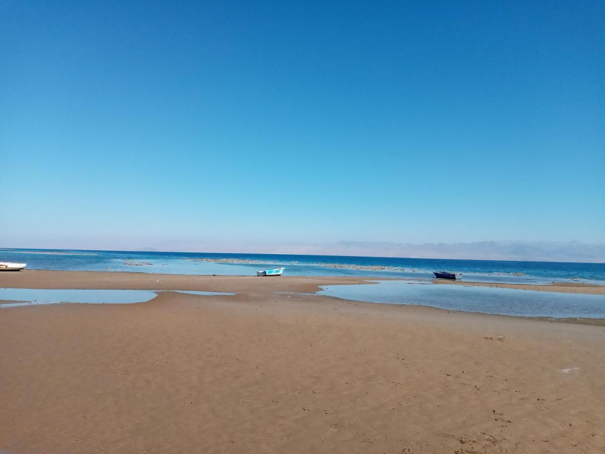 A Pousada Sebaii Camp السباعى كامب شاطئ الترابين بجوار ويت بالس Nuweiba‘ el Muzeinah Exterior foto